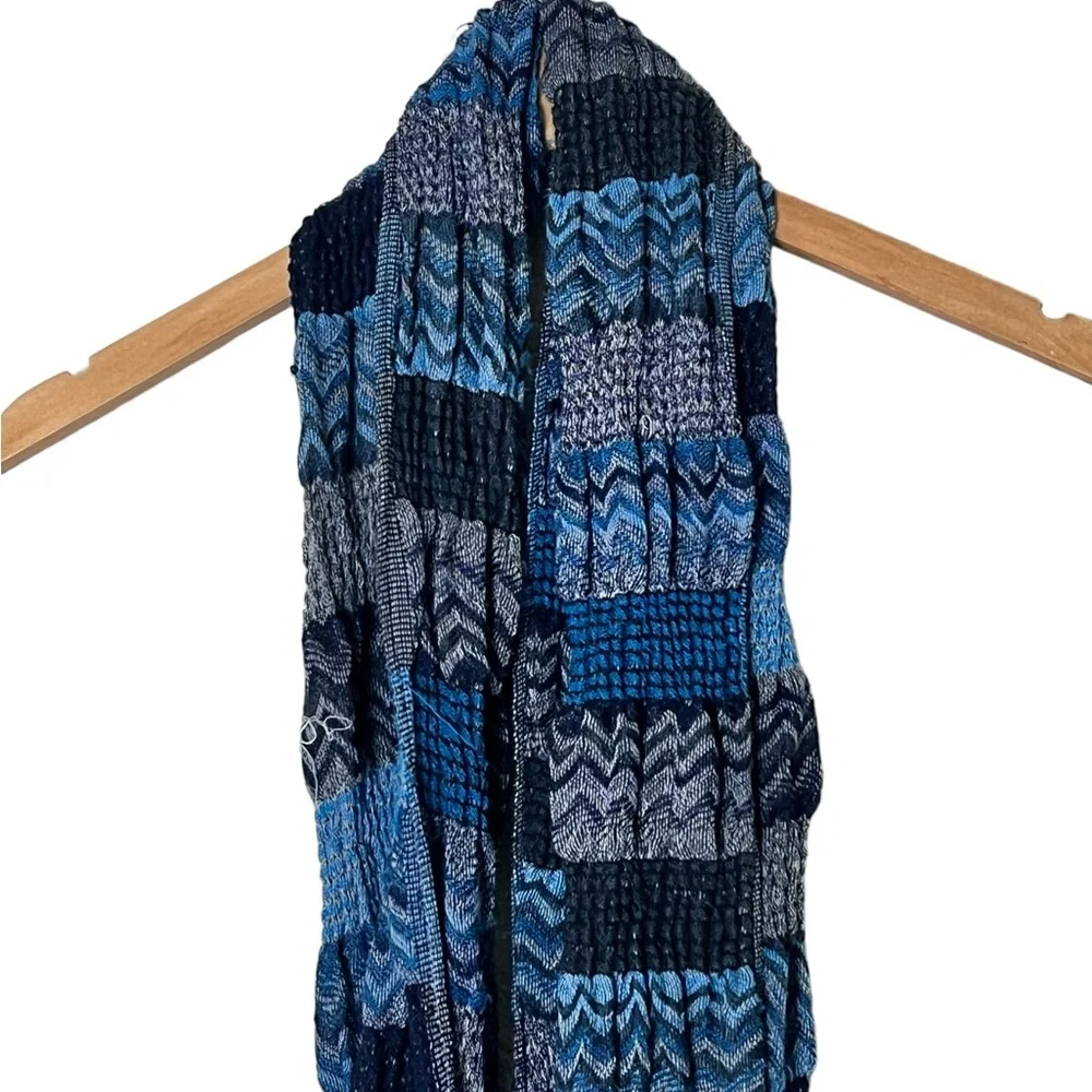 Blue striped fringe crinkle scarf wrap